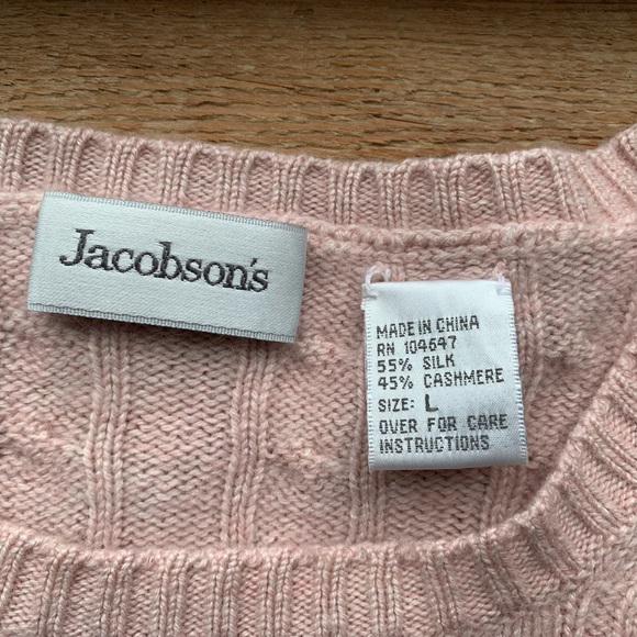 Silk and Cashmere Cabled Knit Sweater - Picture 3 of 8